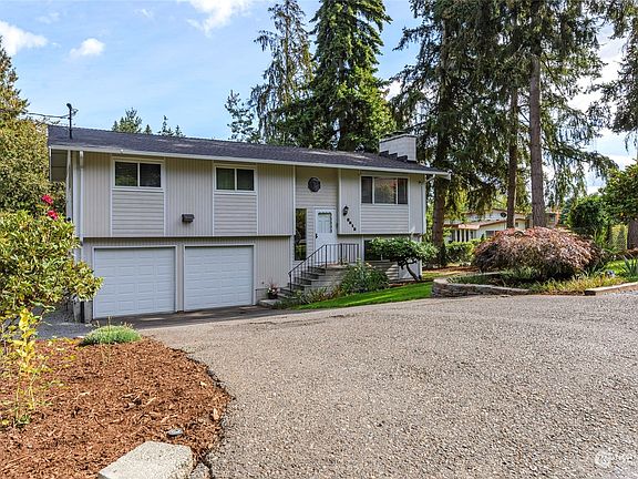 3rd image of 8515 58th Ave E