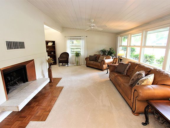 4th image of 1627 Southbrook Dr
