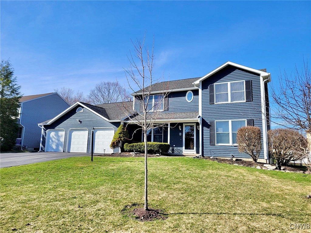 7263 Leafcrest Ln, East Syracuse, NY 13057 | Zillow