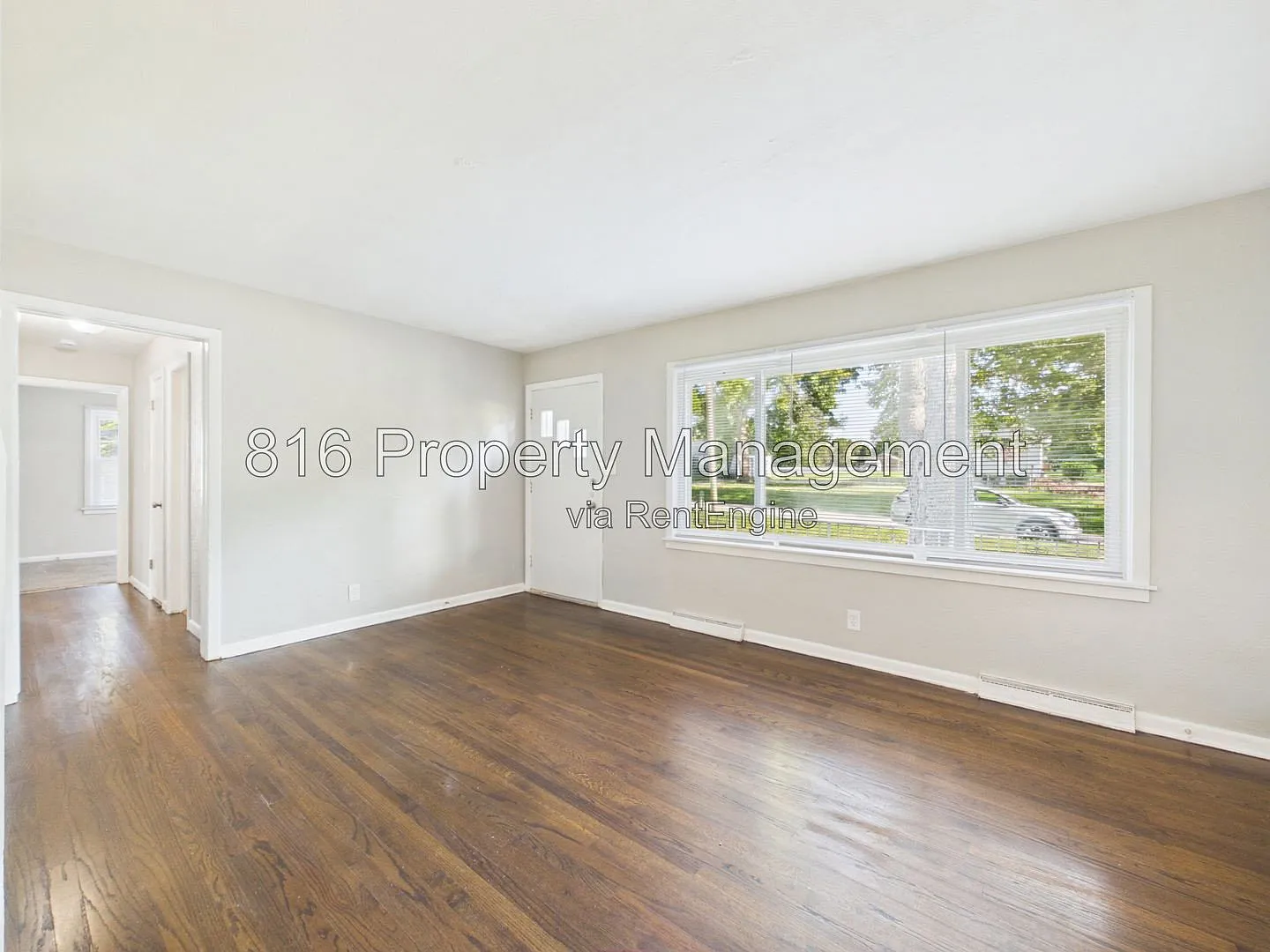 3 bed, 1.0 bath, 1224 sqft, $1,495 — Photo 2