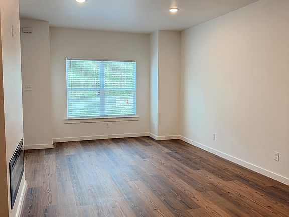 5th image of 802 Columbia Ave #A