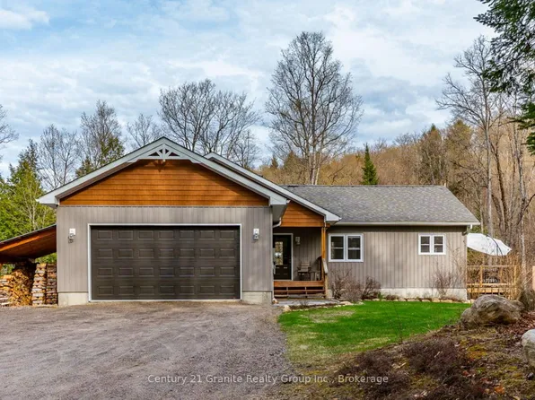 1208 Eagle Lake Rd, Dysart Et Al, ON K0M 1S0