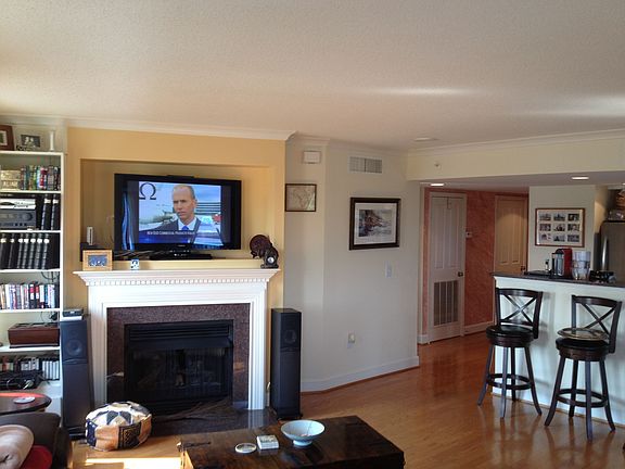 3rd image of 1220 N Fillmore St Unit 704