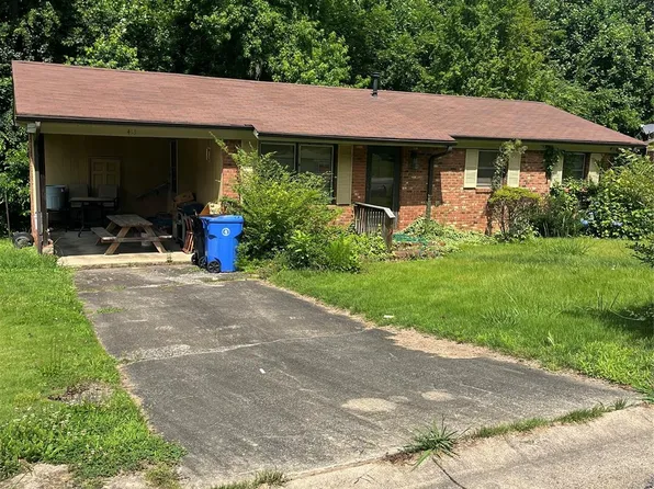 413 E McLelland Ave, Mooresville, NC 28115