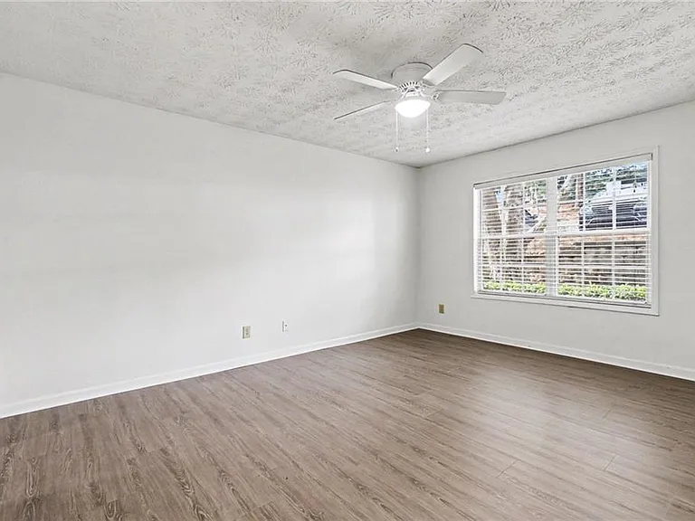3960 Riverlook Pkwy SE #203 — Photo 10