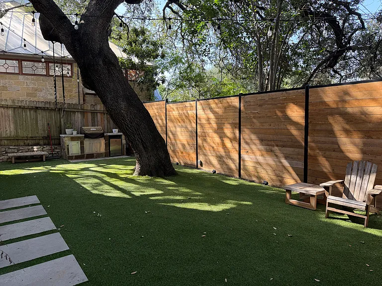 3709 Meredith St — Photo 37