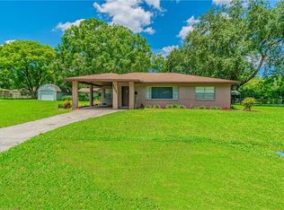 1001 N Palm Dr, Plant City, FL 33563