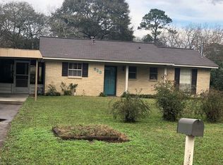 523 Westmoreland Ave, Eagle Lake, TX 77434