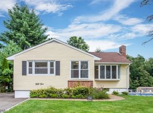 54 Overlook Ave, East Hanover, NJ 07936