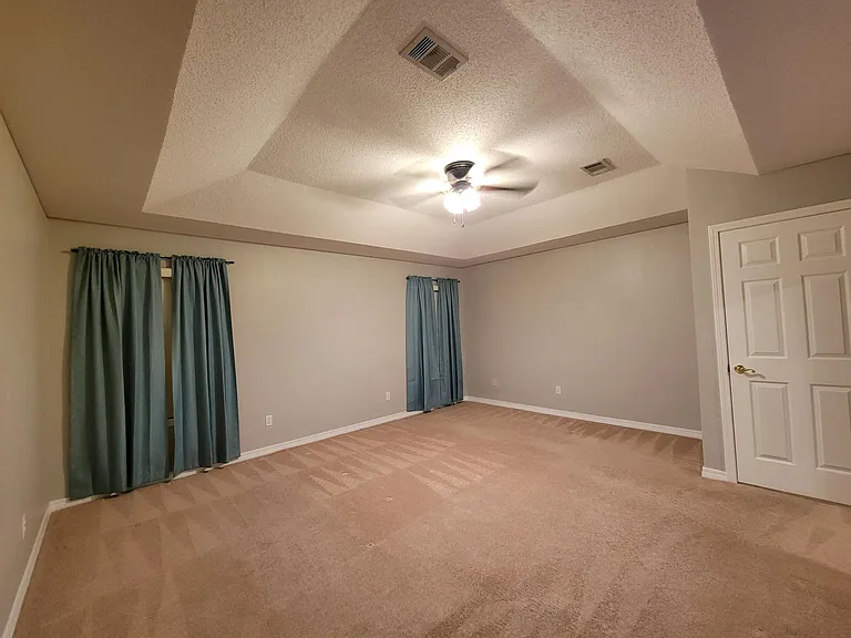 Master Bedroom (1)