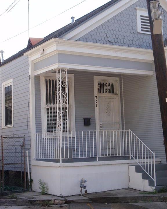1st image of 707 Felicity St