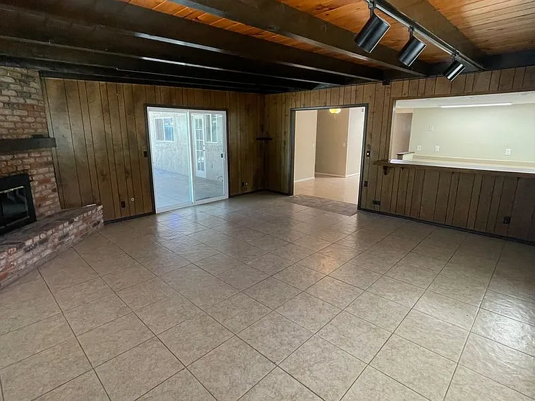 483 Quail Ct — Photo 30