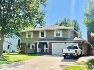 2359 SW Brookfield St, Topeka, KS 66614