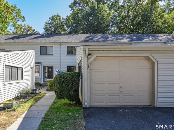 62 Farmington Chase Crescent, Farmington, CT 06032