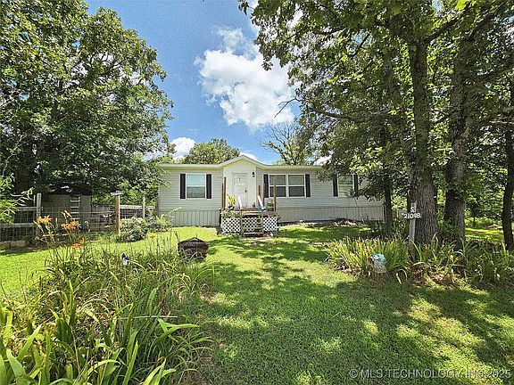 2nd image of 21098 S 495th Rd