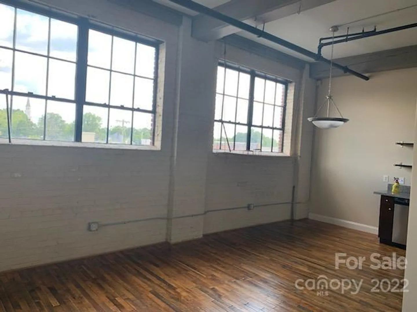 Fantastic loft Condo in Downtown Monroe, NC — Photo 2