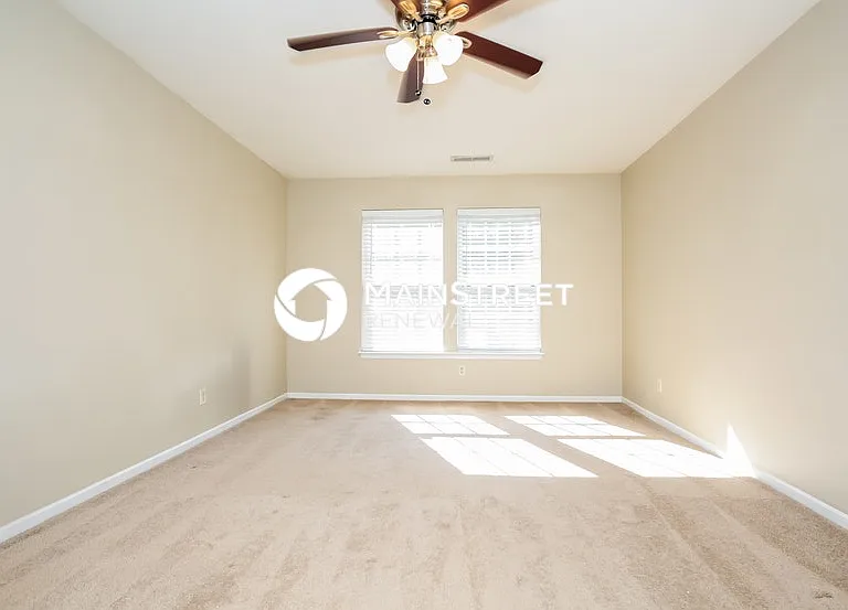 4179 Lakewood Glen Dr — Photo 10