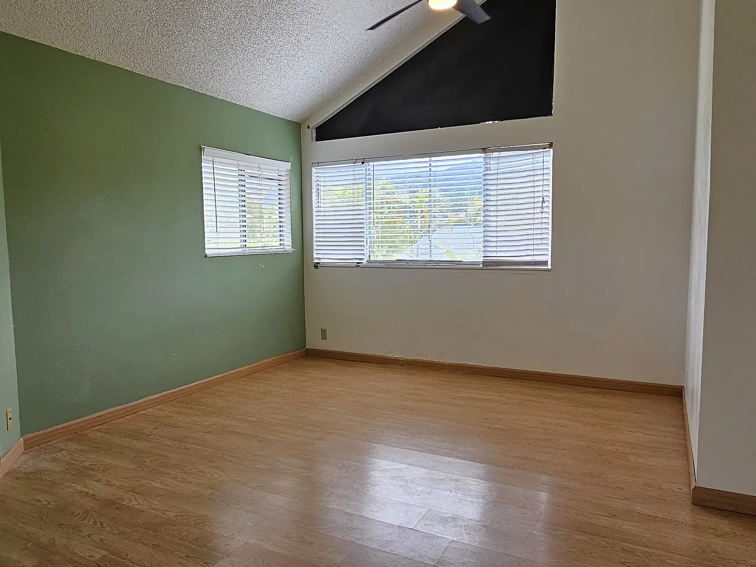 3 bed, 1562 sqft, $5,100 — Photo 4