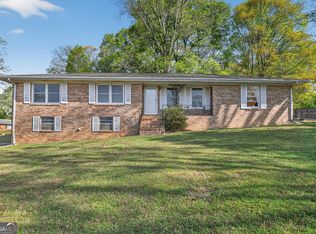 3895 Wesley Dr, Lithia Springs, GA