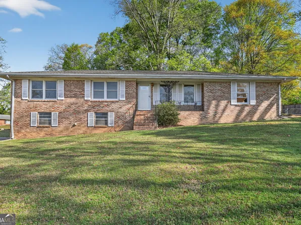 3895 Wesley Dr, Lithia Springs, GA 30122