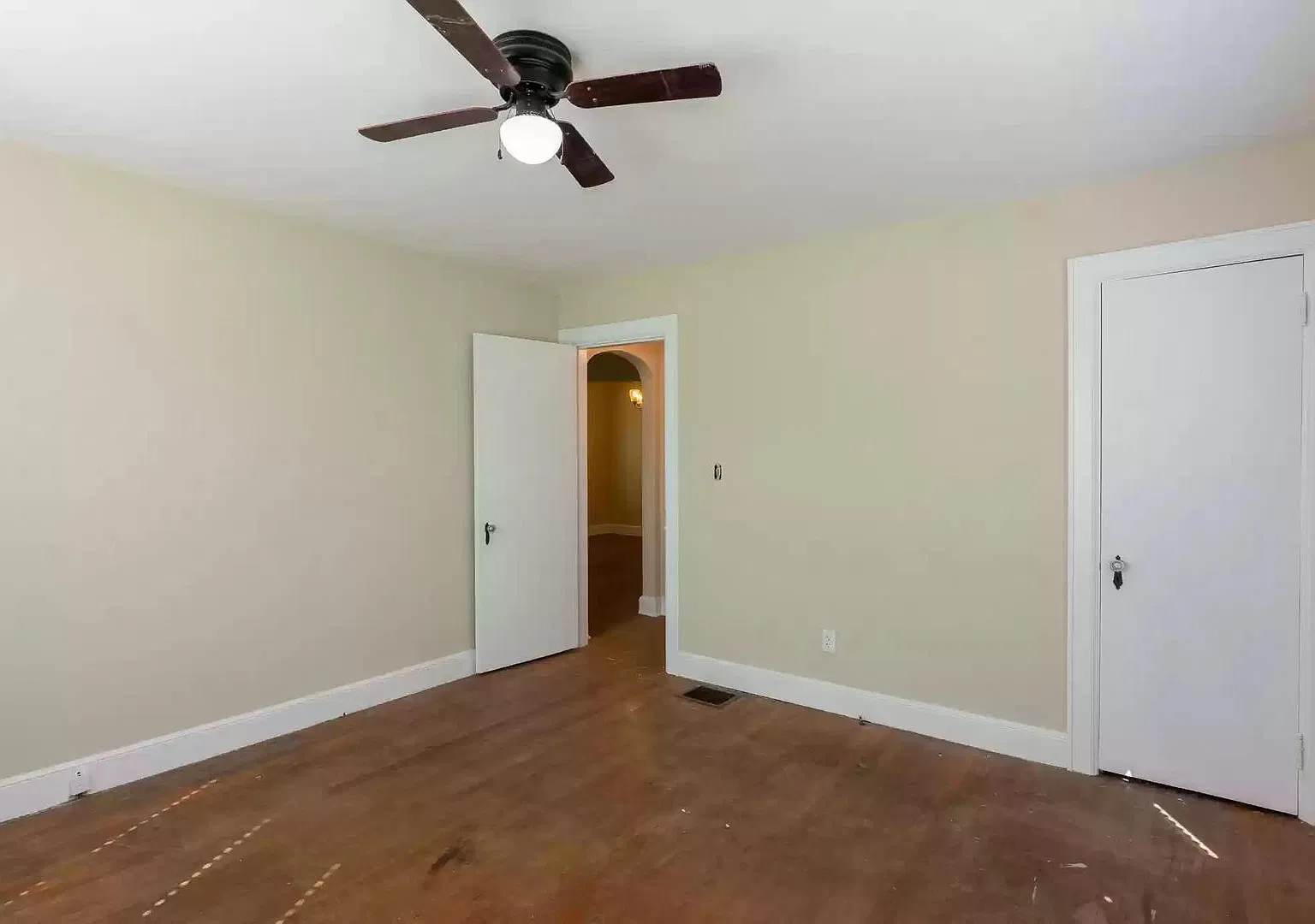 Coming soon! 3bedroom 1 bathroom for rent! — Photo 3