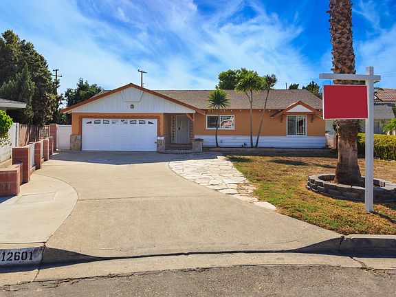 3rd image of 12601 Safford St