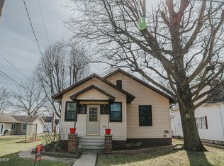 700 W Madison St, Herrin, IL 62948