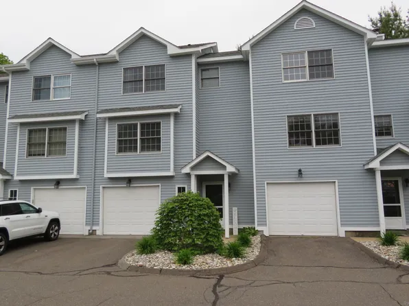 806 Fieldstone Court #806, Colchester, CT 06415