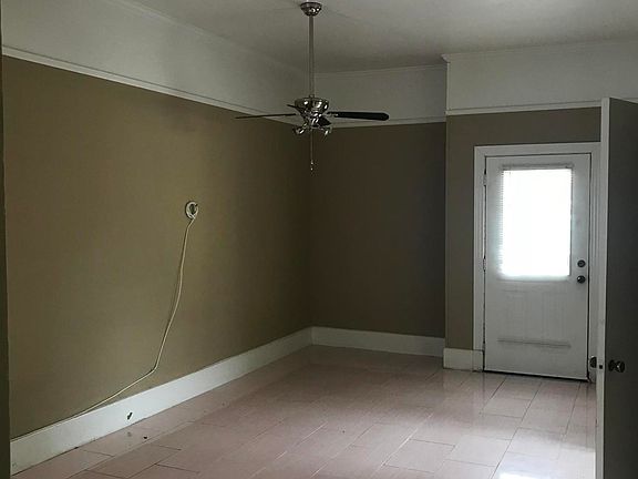 5th image of 601 Julia St