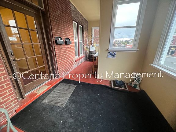 3rd image of 502 W Park St APT 1