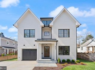 802 N Edgewood St, Arlington, VA 22201