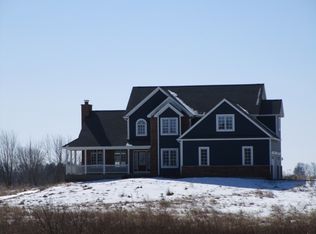 14515 Windsor Ct, Woodstock, IL 60098