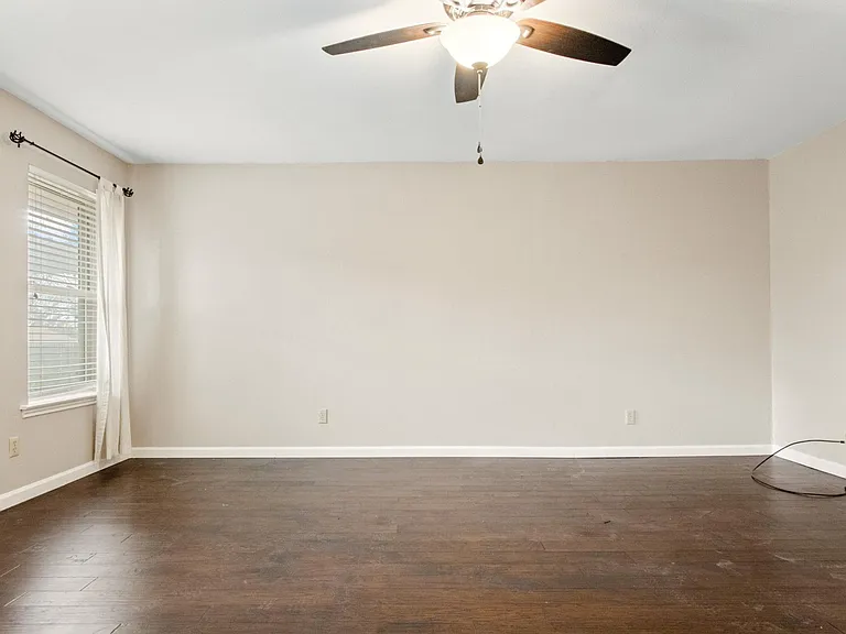 611 Field St — Photo 26