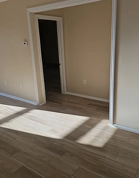 380 Sunset Ave #10 — Photo 3