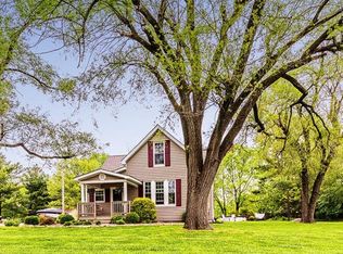 3008 Smelting Works Rd, Swansea, IL 62226