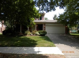 13946 Riverside St, Livonia, MI 48154