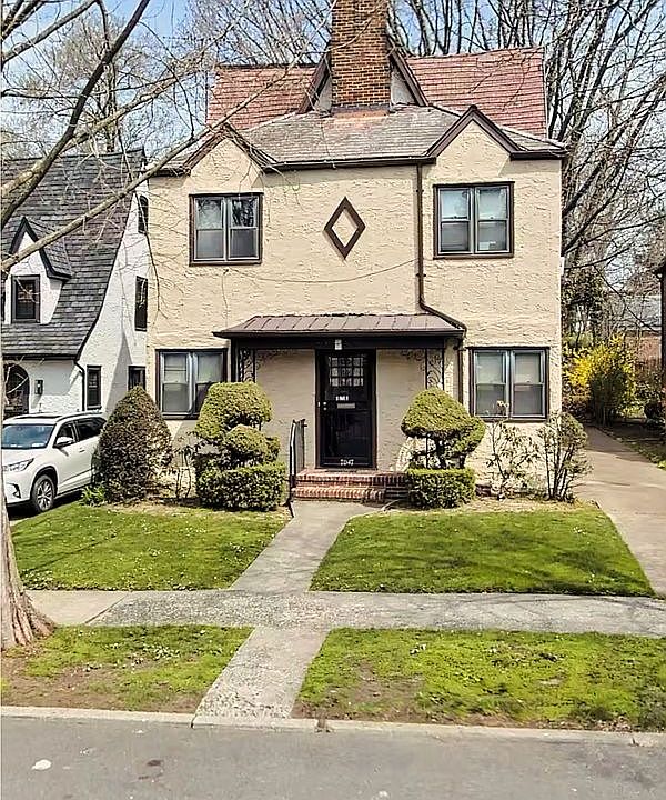 1st image of 70-47 Juno St #1