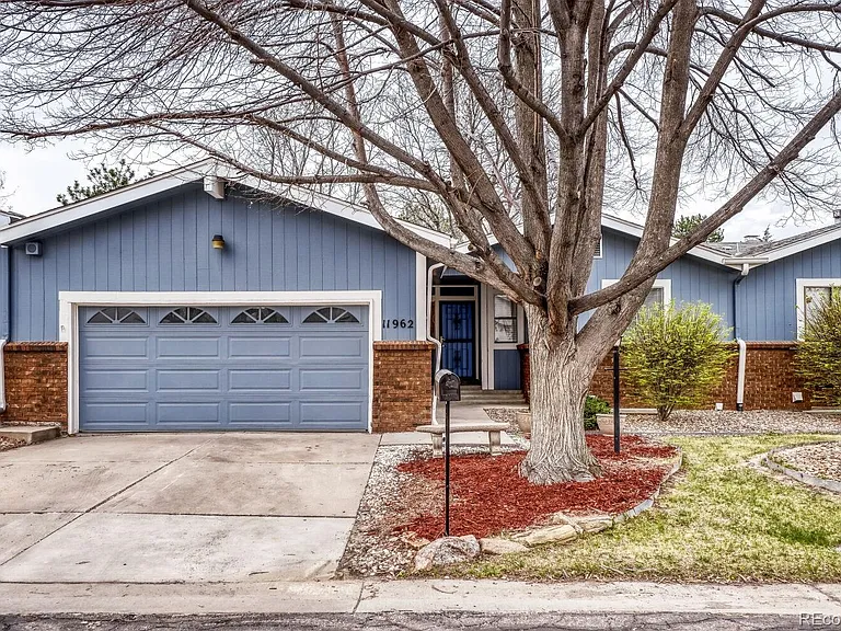 11962 E Maple Ave — Photo 30