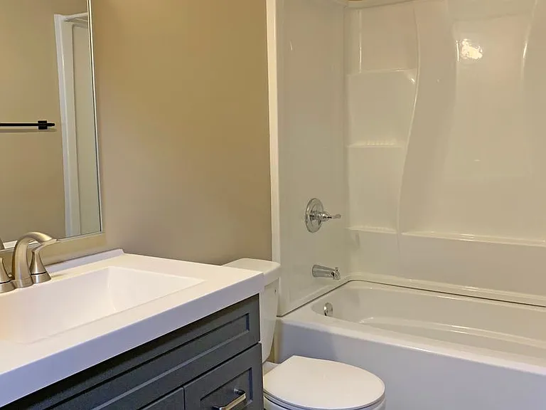 311 E Watonwan St — Photo 11