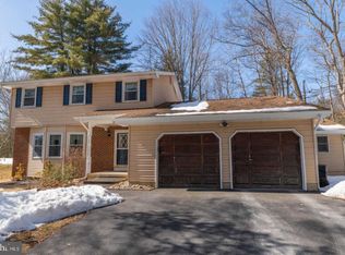 144 Payton Rd, East Stroudsburg, PA 18302