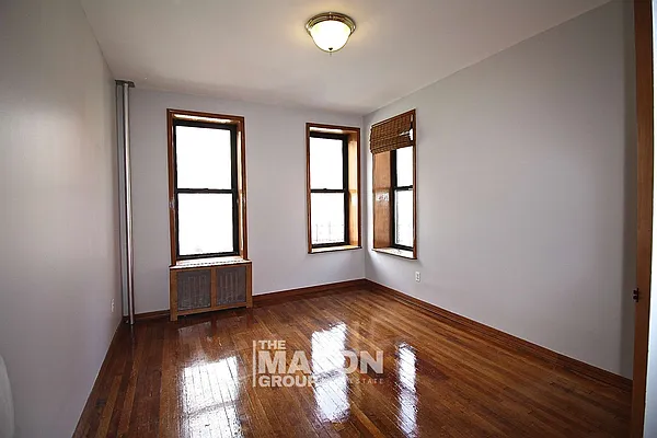 Rented by Mason Group LLC | media 28