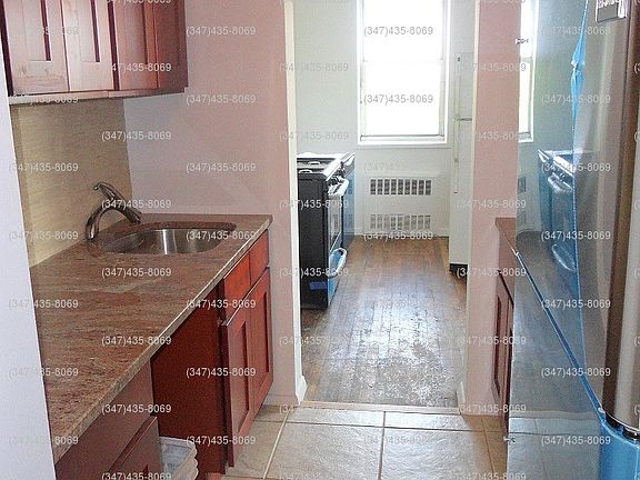 2nd image of 3050 Fairfield Ave