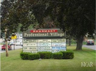 118 Cole Rd, Monroe, MI 48162