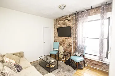 Rented by Jonis Realty