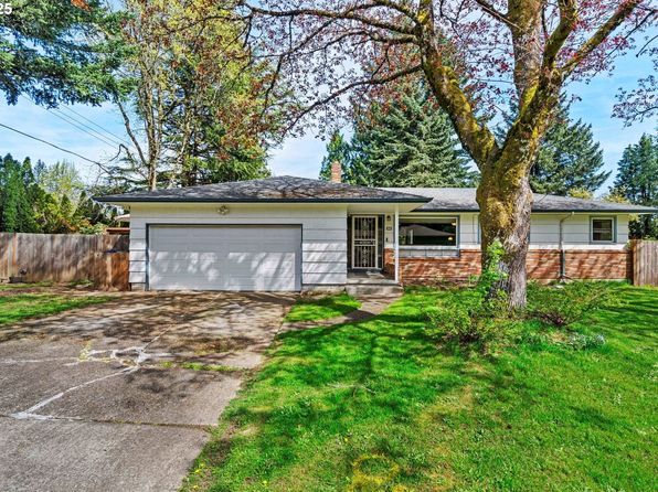 10 SE 153rd Ave