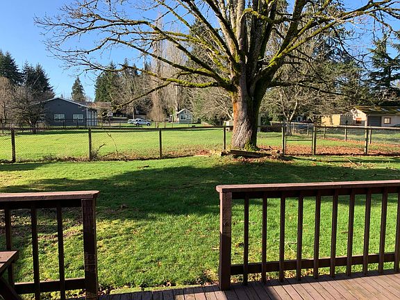 4th image of 10637 134th Ave NE