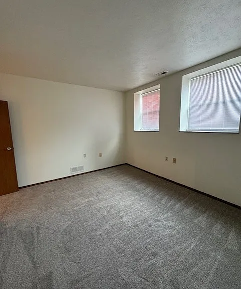 328 E 9th Ave — Photo 4