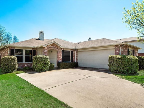 2nd image of 1649 Chesterwood Dr