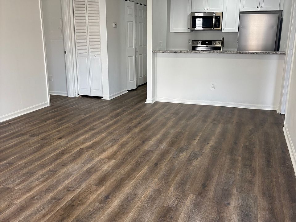 Open floorpan with vinyl plank flooring throughout
