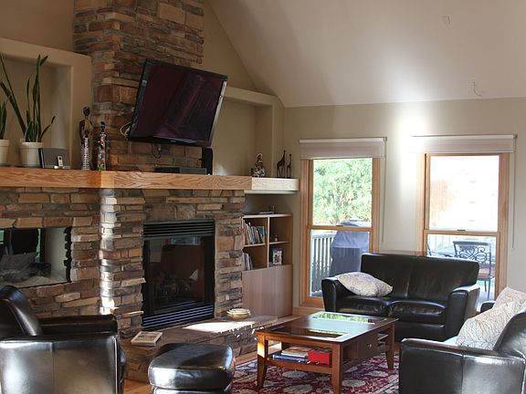 family room/fire place
